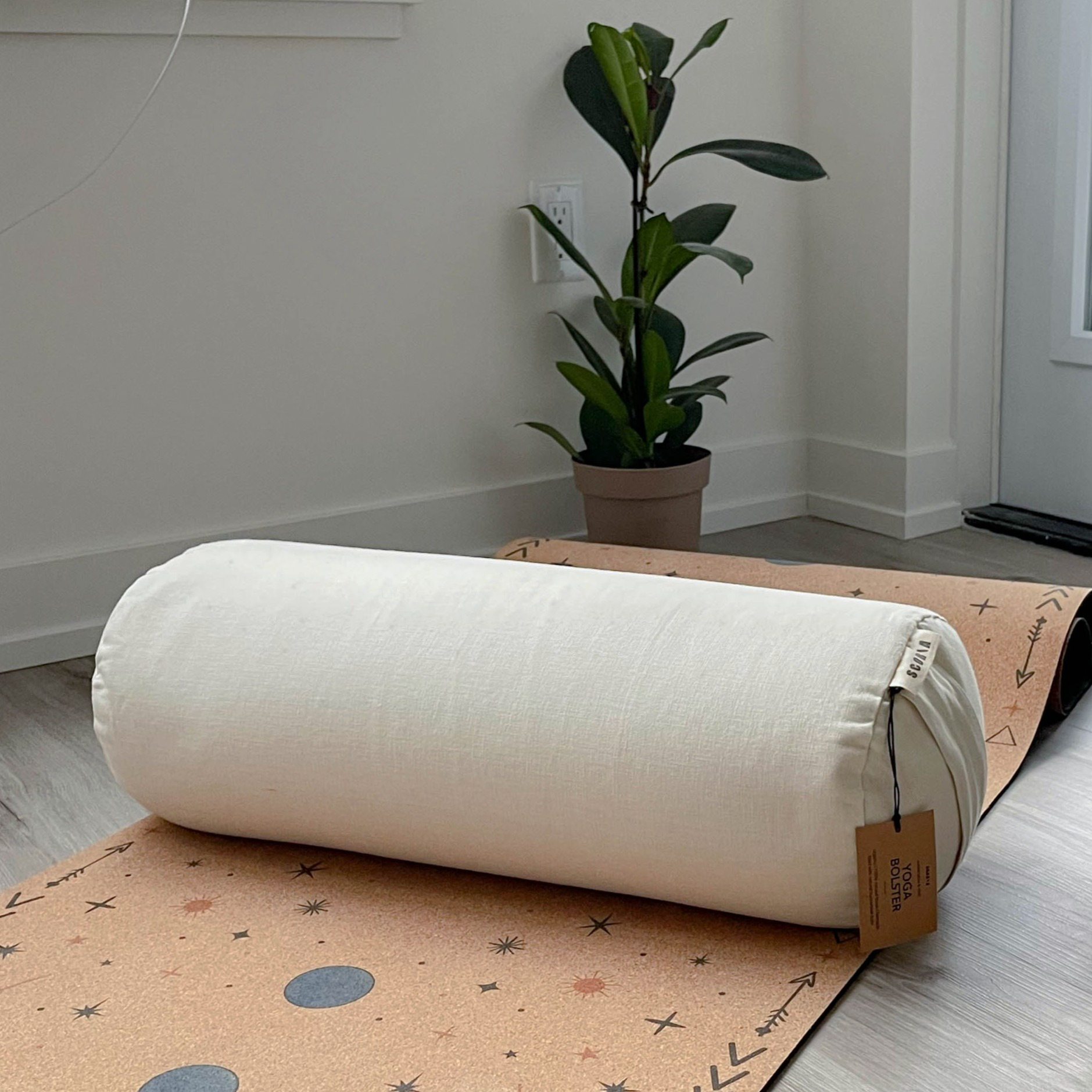 Round Yoga Bolster | Natural & Organic | Ivory White *NEW