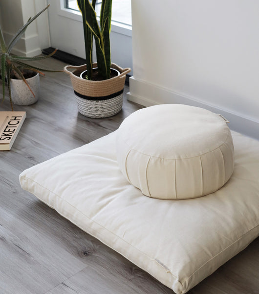 White Meditation Set Seat Zabuton Scoria Canada