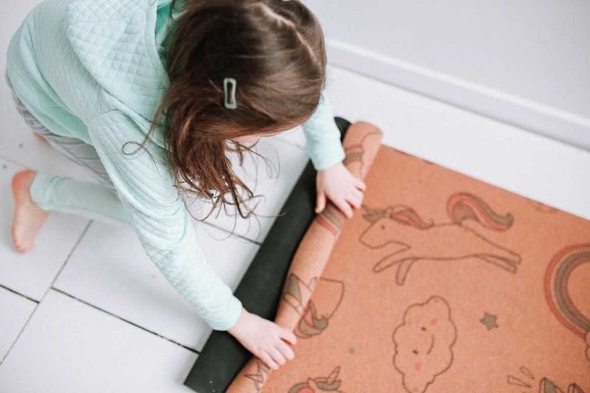 Tapis de jeu et de yoga en liège pour enfants avec licorne