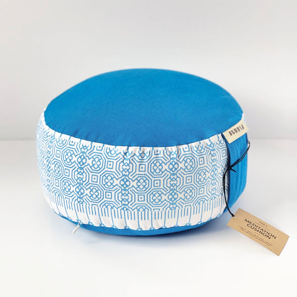 Navy round cushion online