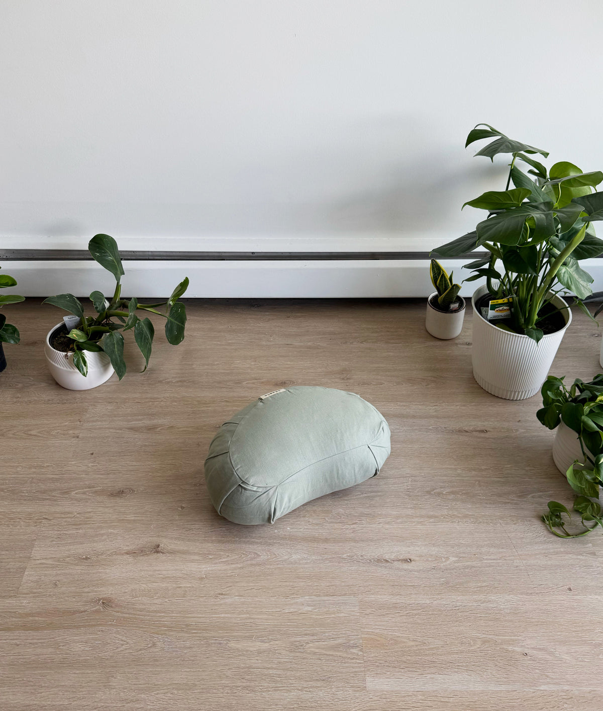 Crescent Natural Meditation Cushion | Sage Green