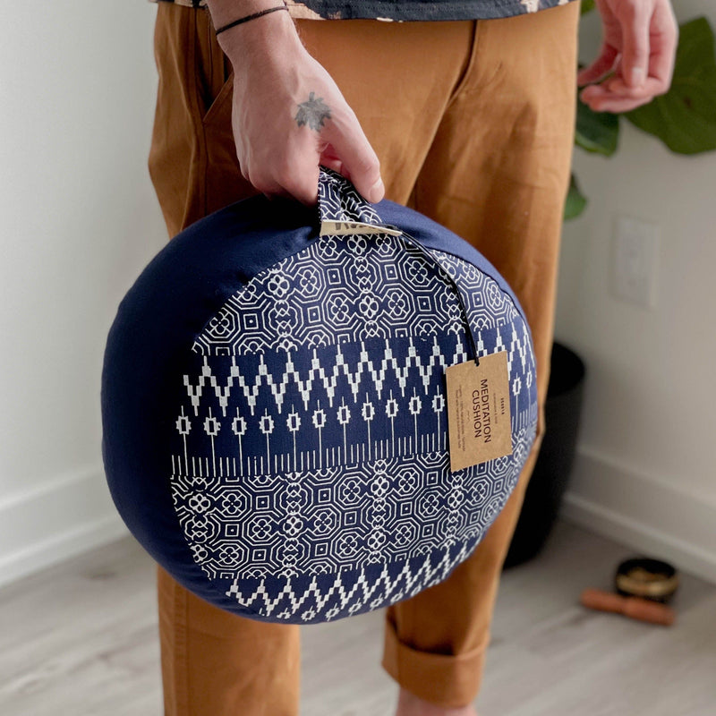 Round Natural Meditation Cushion | Navy Print